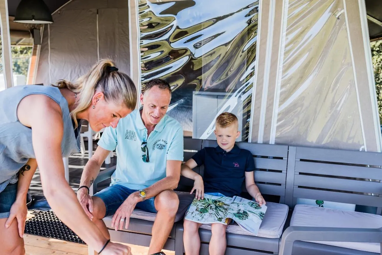 Luxury tent Country Camp Campeggio Paradiso Viareggio Italy